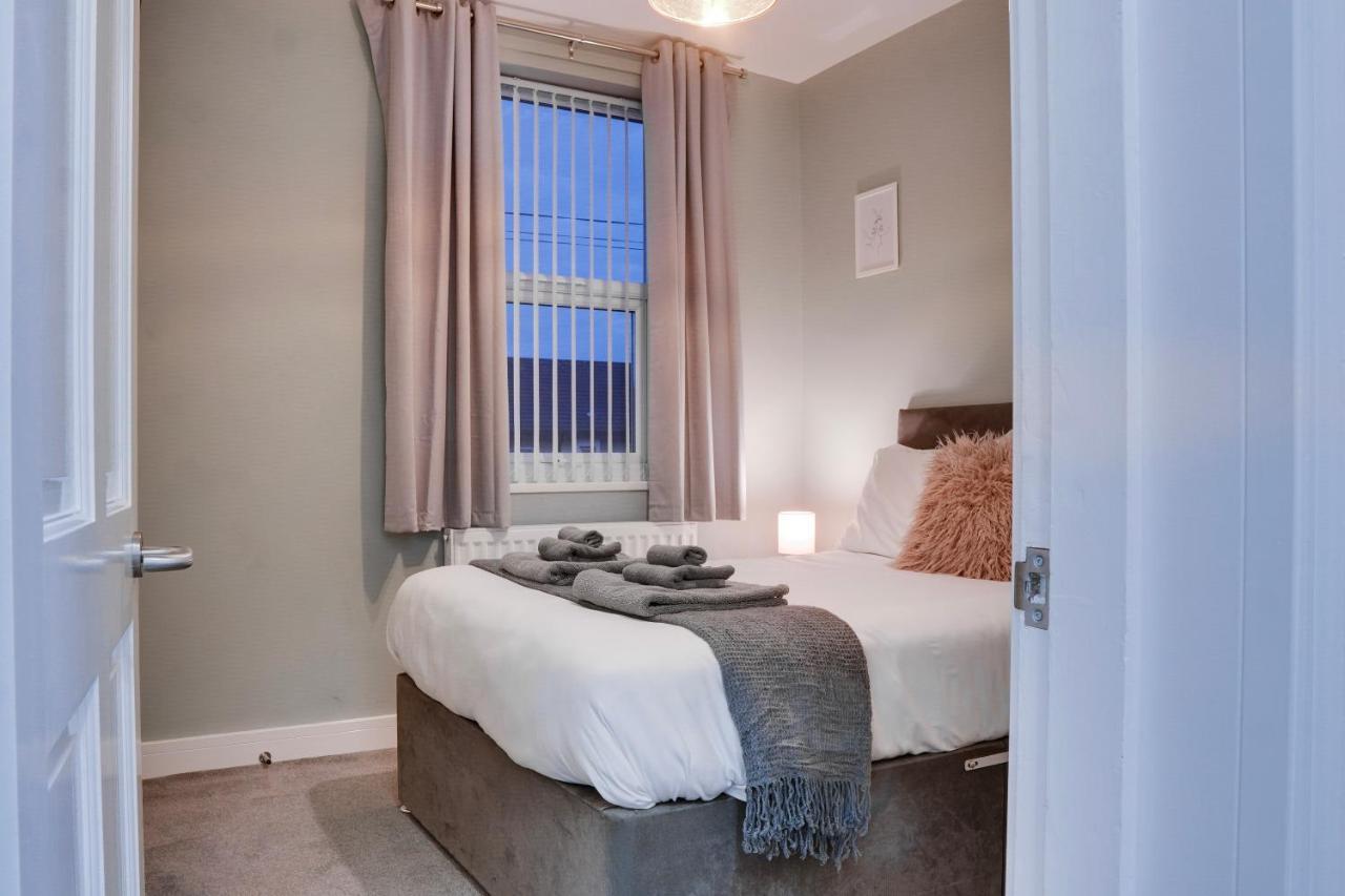 Birkenhead - 2 Bedroom House Esterno foto