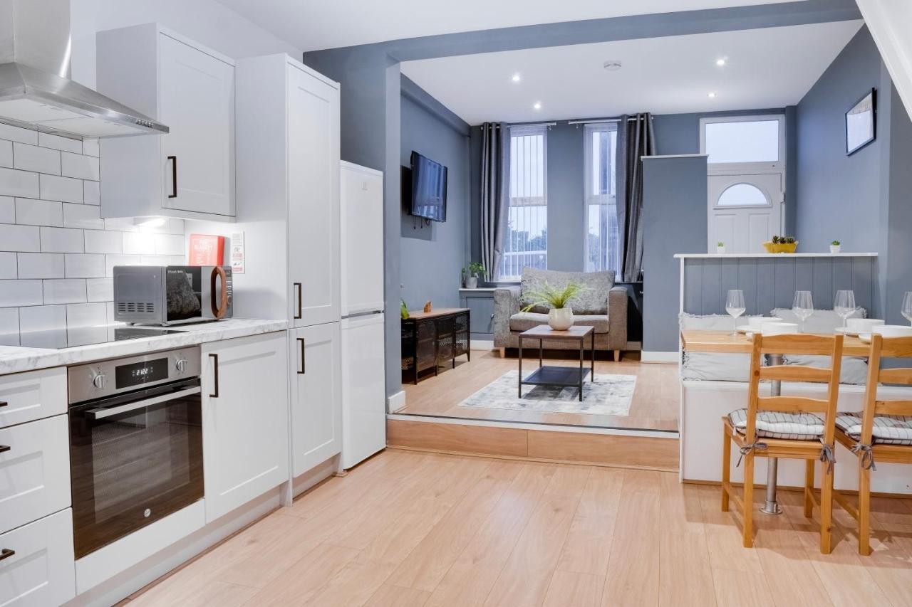 Birkenhead - 2 Bedroom House Esterno foto